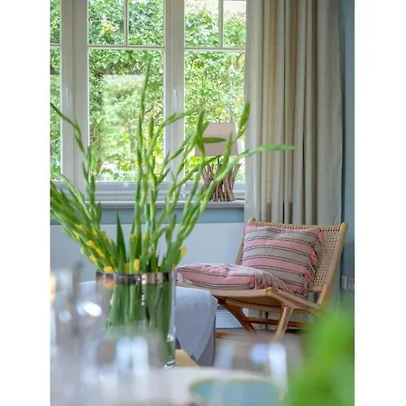 Hues Im Glueck Comfortable Westerland